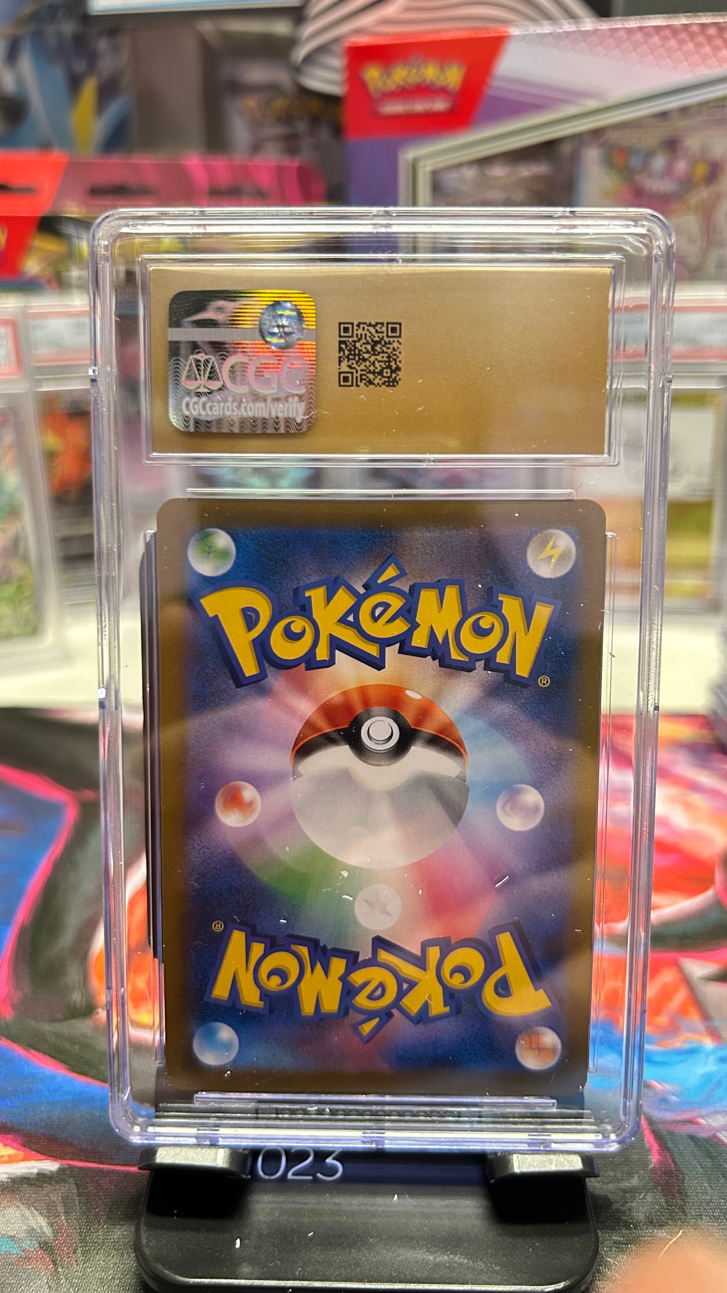 POKEMON SLAB: CGC PRISTINE 10 - SYLVEON VMAX